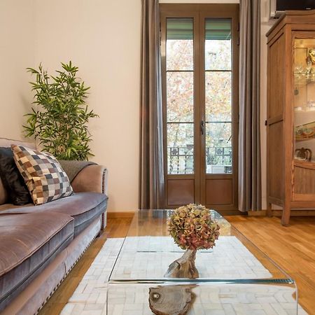 Art Nouveau Apartment Barcelona Luaran gambar
