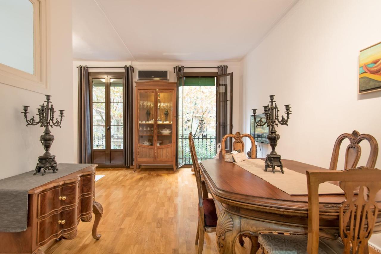 Art Nouveau Apartment Barcelona Luaran gambar
