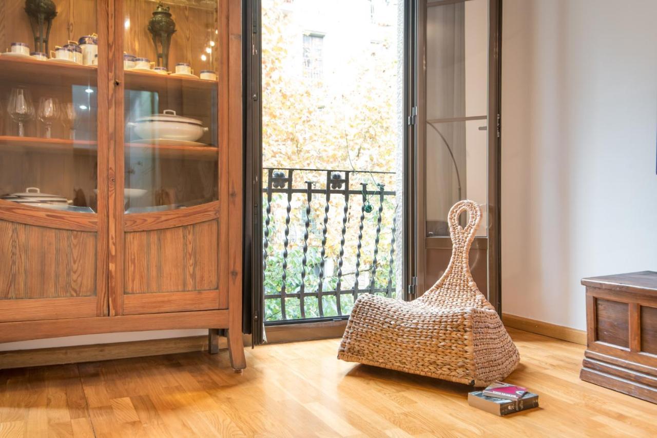 Art Nouveau Apartment Barcelona Luaran gambar